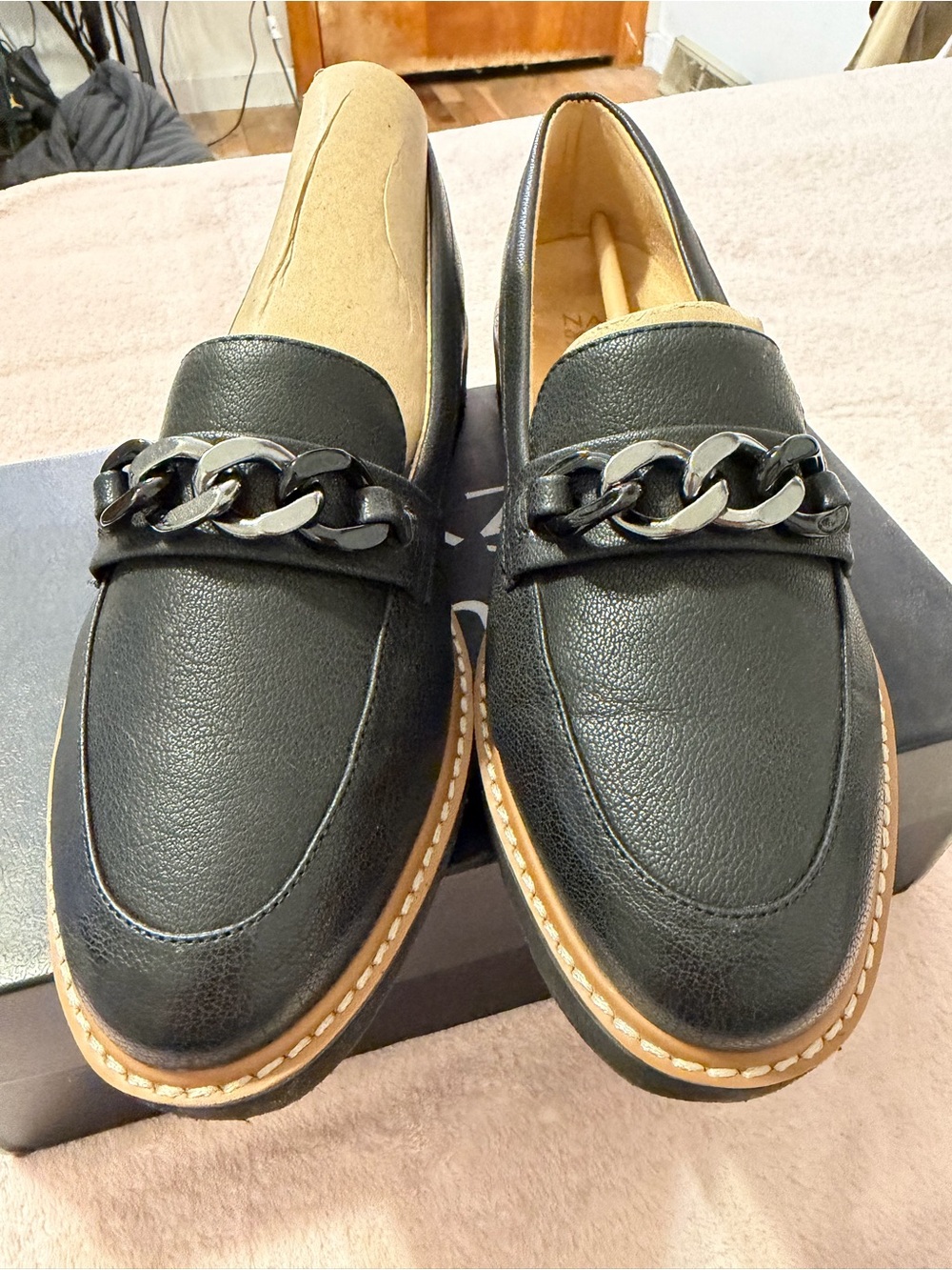Naturalizer Emma Black Chain Loafers | 8.5 Wide | New in Box